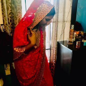 Meet your Posher, Sharmin